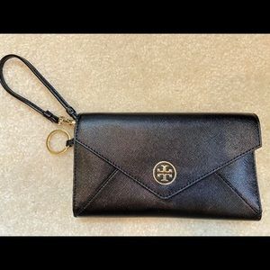 Tory Burch Robinson Envelope Wristlet Wallet